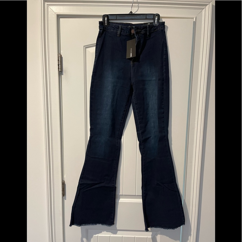 Womens Fashion Nova size 11
